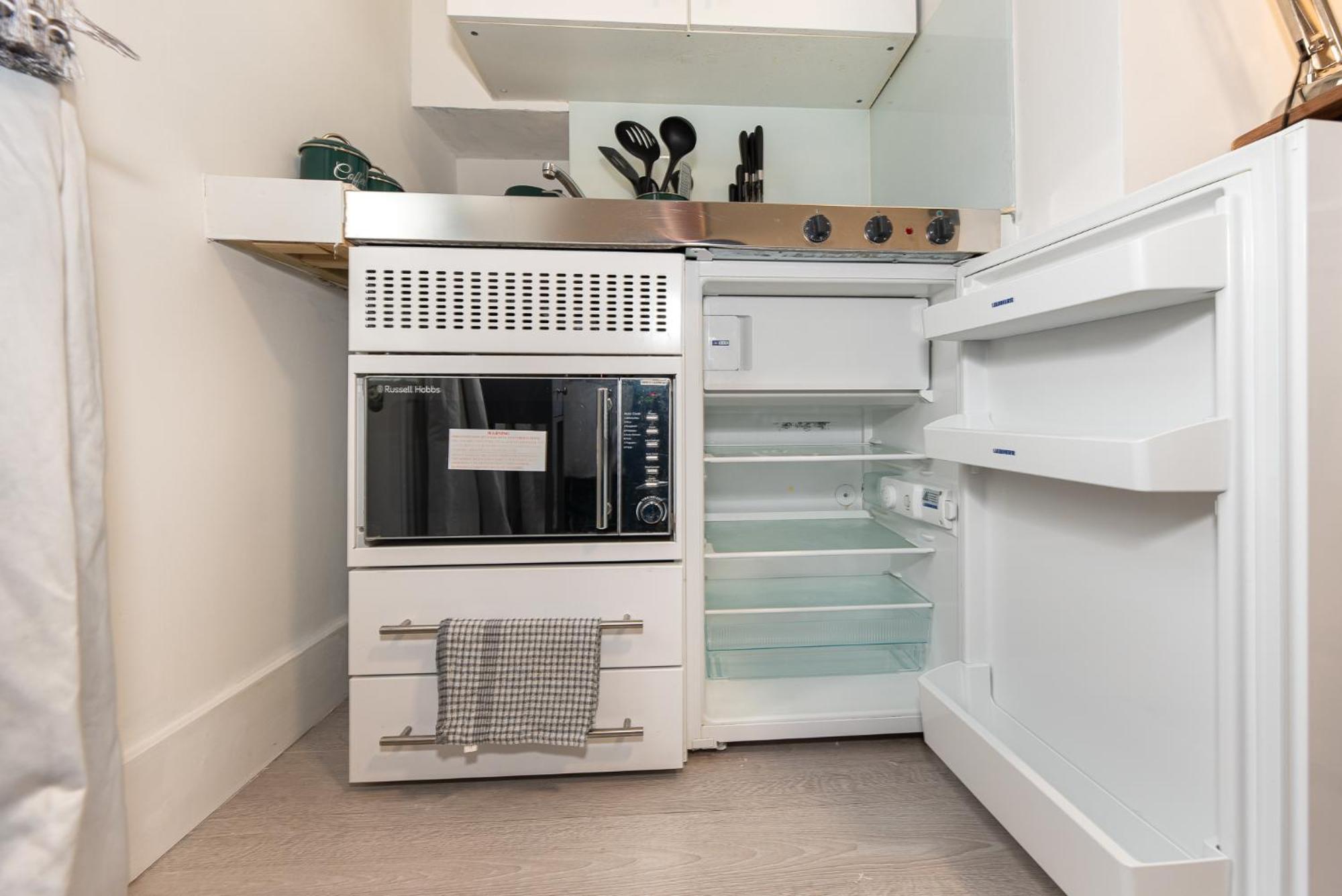 Small And Trendy Studio 3B Лондон Экстерьер фото